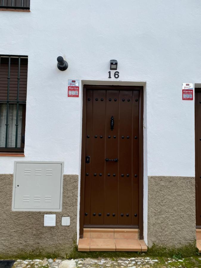 Alojamiento La Tana Fuenteheridos Exterior photo